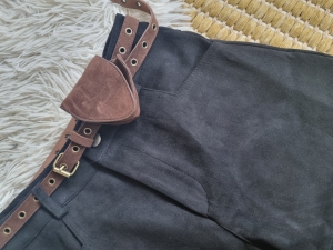 Къси панталонки в черно